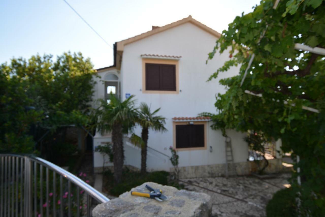 Ksenija Apartment Kornić Exterior foto